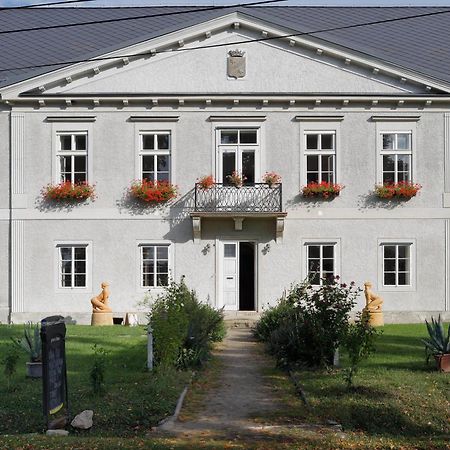 Aparthotel Zamek Dobrohor Extérieur photo