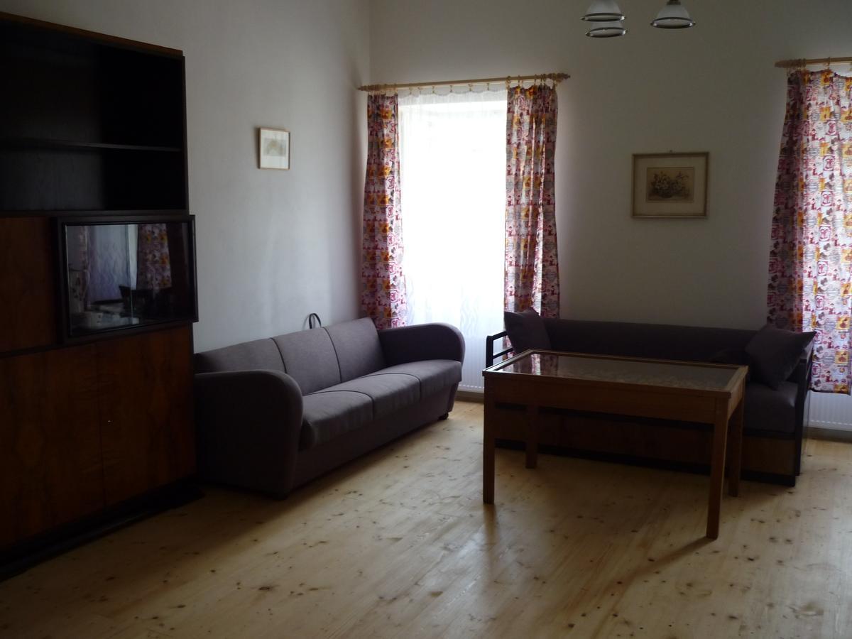 Aparthotel Zamek Dobrohor Extérieur photo